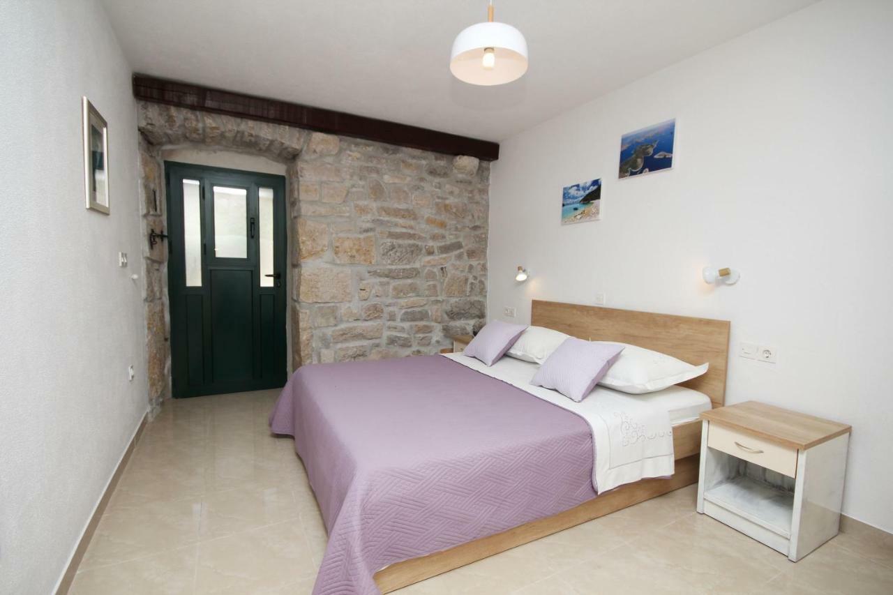 Apartmani Dalmacija Brela Buitenkant foto