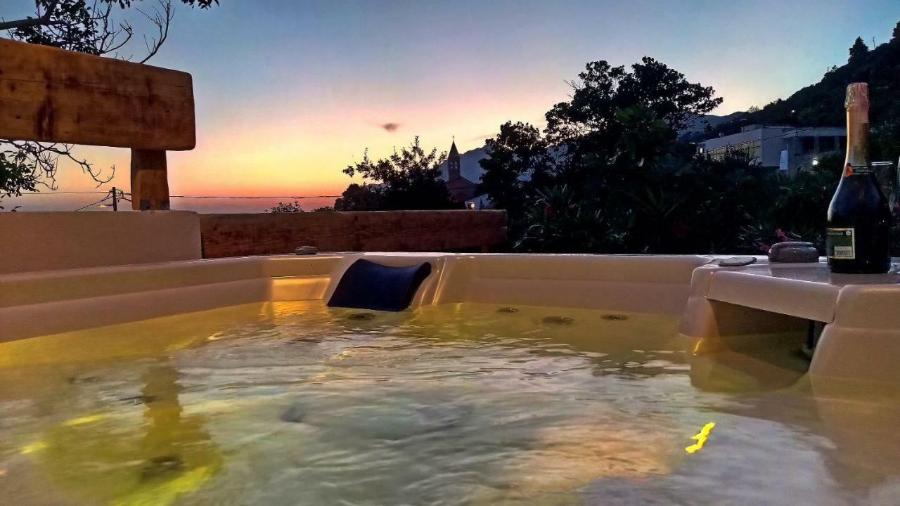 Apartmani Dalmacija Brela Buitenkant foto