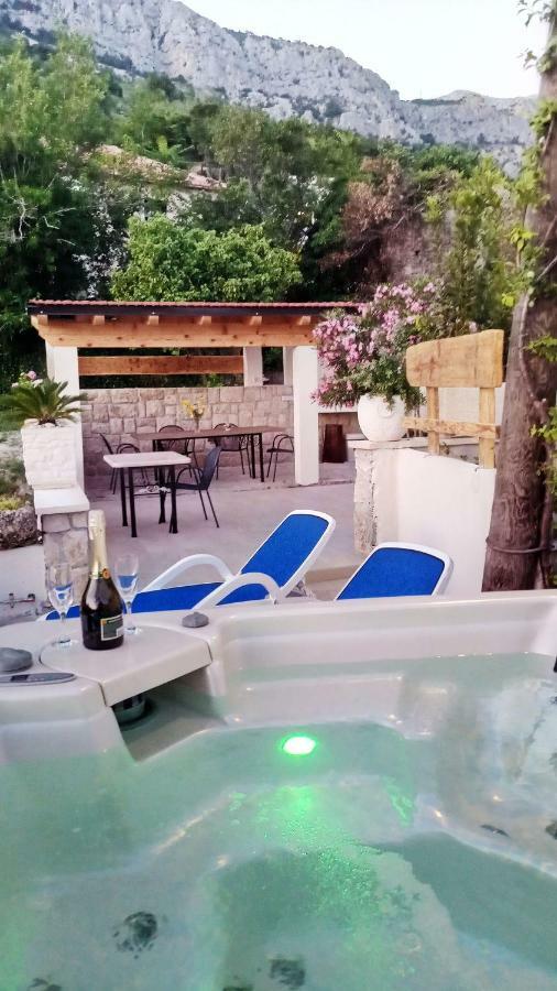 Apartmani Dalmacija Brela Buitenkant foto
