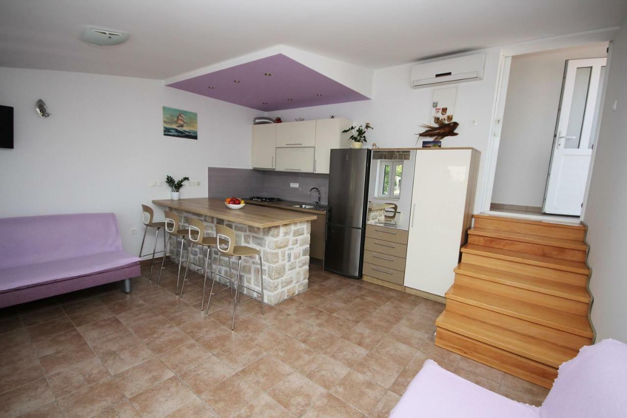 Apartmani Dalmacija Brela Buitenkant foto
