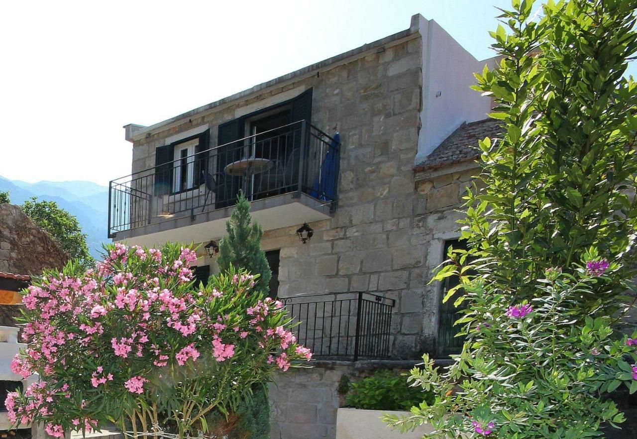 Apartmani Dalmacija Brela Buitenkant foto